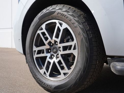 Used 2025 Ford Expedition Max Active image 32