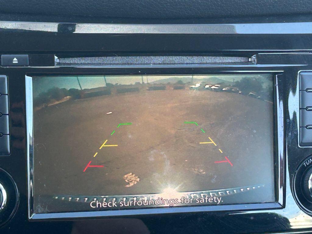 Used 2018 Nissan Rogue S FWD image 13