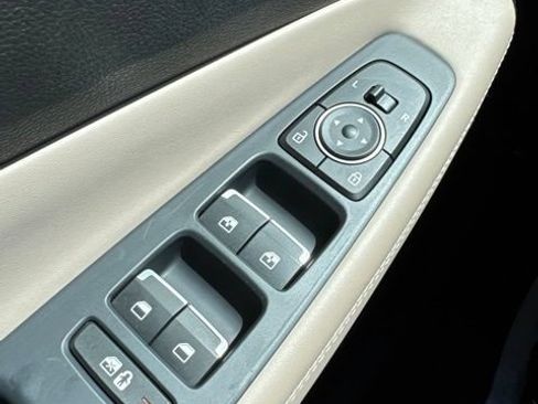 Used 2023 Hyundai Santa Fe SEL Premium AWD/4WD image 18