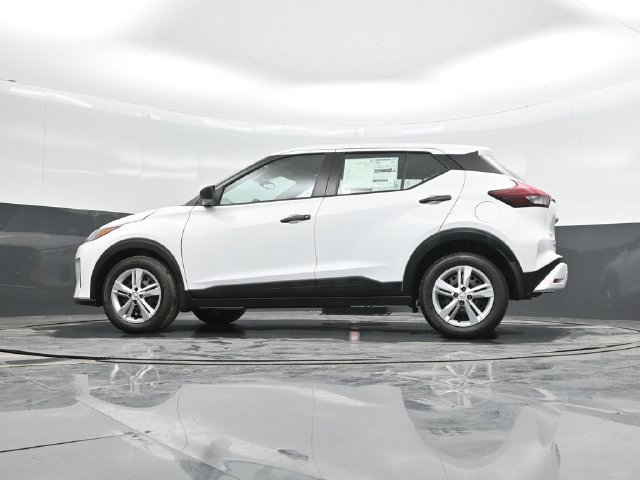 Used 2025 Nissan Kicks Play S FWD image 39