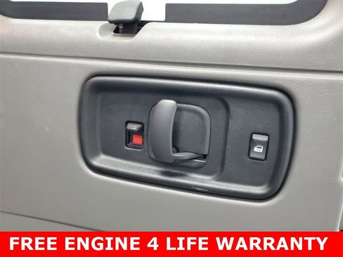 Used 2021 Chevrolet Express 3500 LS w/ Cold Climate Package image 31