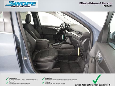 New 2026 Ford Escape SE image 15