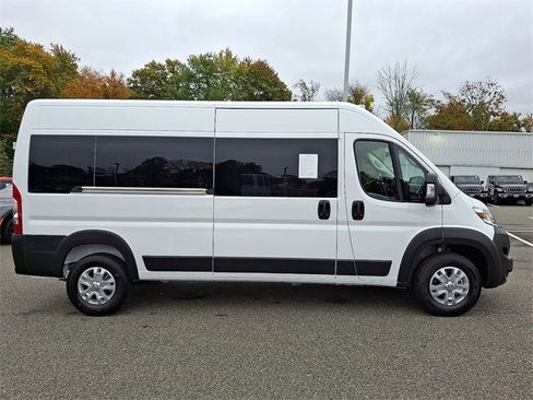 Used 2025 RAM ProMaster 2500 image 25