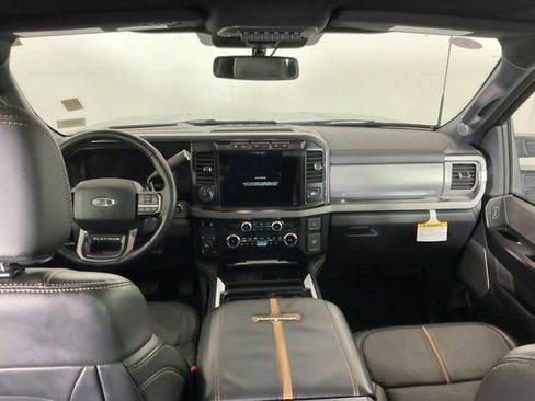 Used 2024 Ford F350 Platinum image 30