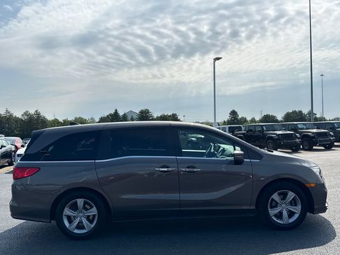 Used 2020 Honda Odyssey EX-L image 2
