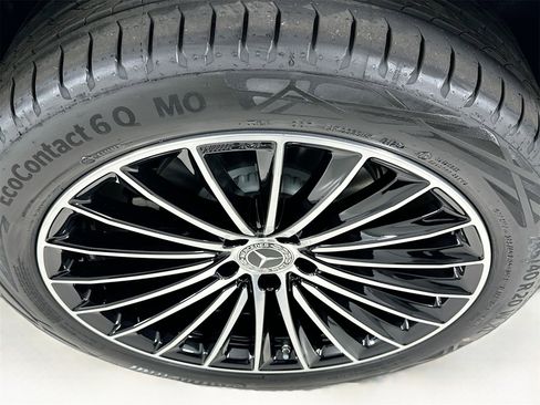 New 2026 Mercedes-Benz GLC 300 image 34