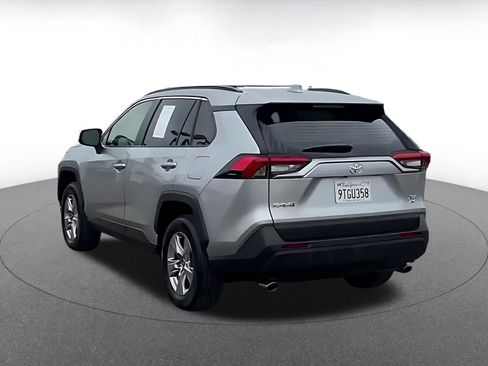 Used 2025 Toyota RAV4 XLE image 11