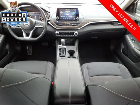 Used 2025 Nissan Altima 2.5 SV AWD/4WD image 12