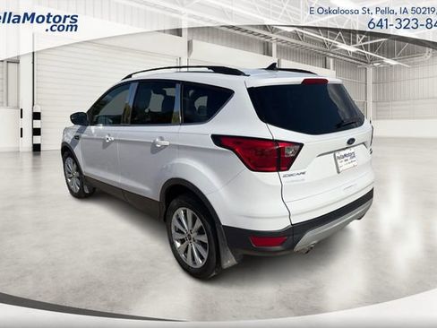 Used 2019 Ford Escape SEL AWD/4WD image 5