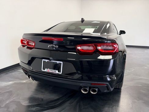 Used 2023 Chevrolet Camaro LT w/ Technology Package RWD image 12
