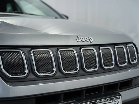 Certified 2022 Jeep Compass Latitude AWD/4WD image 8