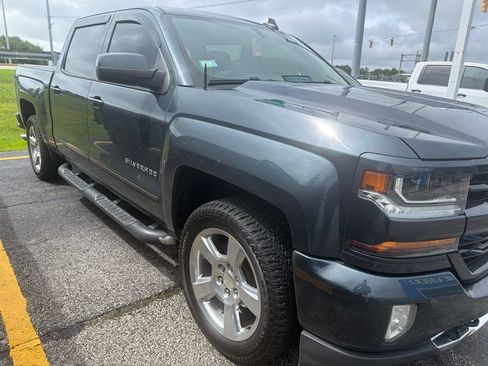 Used 2017 Chevrolet Silverado 1500 LT w/ All Star Edition AWD/4WD image 2