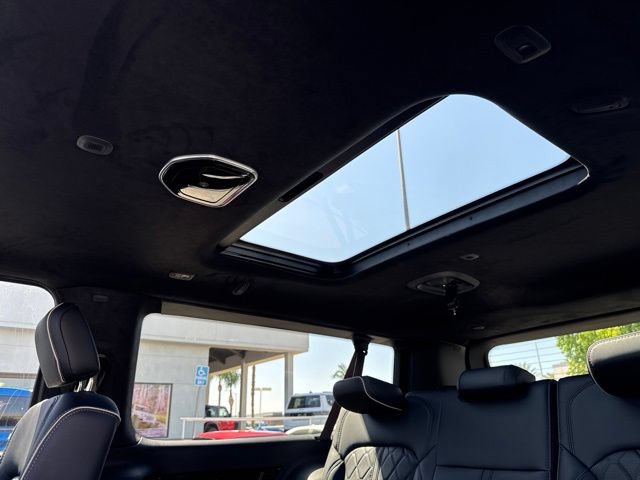 New 2026 Jeep Grand Wagoneer L Summit AWD/4WD image 22