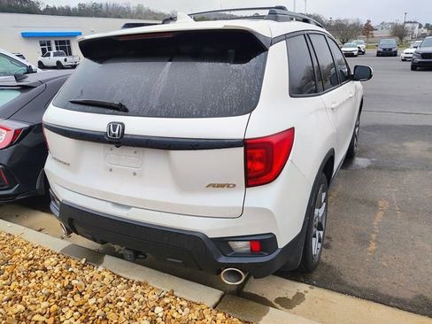 Used 2023 Honda Passport EX-L image 3