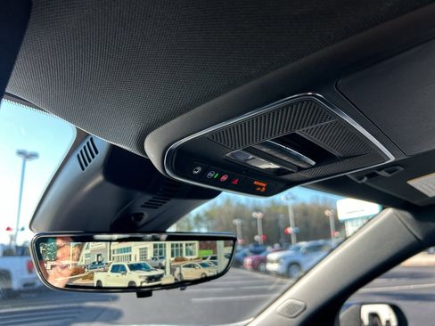 New 2026 Chevrolet Traverse RS image 17