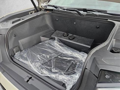 New 2026 GMC Sierra EV Elevation image 16