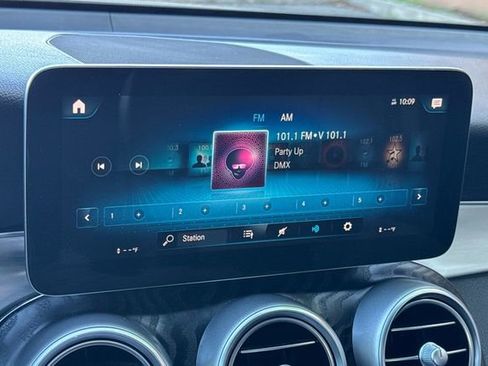 Used 2021 Mercedes-Benz GLC 300 image 21