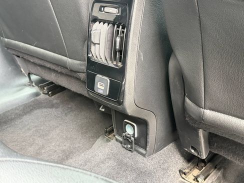 Used 2025 Jeep Compass Limited AWD/4WD image 18