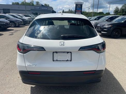Used 2024 Honda HR-V LX image 6