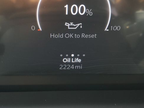 Used 2025 Jeep Grand Cherokee Laredo image 23