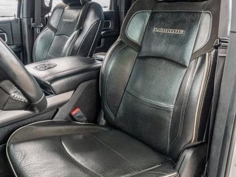 Used 2022 RAM 2500 Laramie w/ Night Edition AWD/4WD image 19