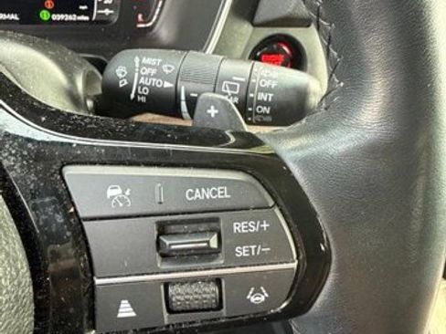 Used 2023 Honda Pilot Elite image 21