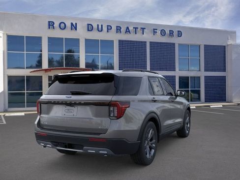 New 2026 Ford Explorer Active w/ Active Comfort Package AWD/4WD image 9