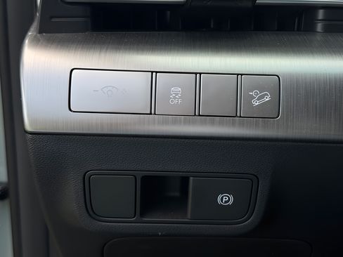 Certified 2024 Hyundai Kona SEL FWD image 19