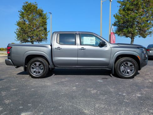 New 2026 Nissan Frontier SV image 3