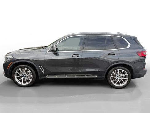 Used 2021 BMW X5 sDrive40i w/ Convenience Package image 2