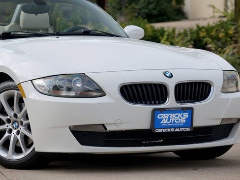 Used 2006 BMW Z4 3.0i image 15