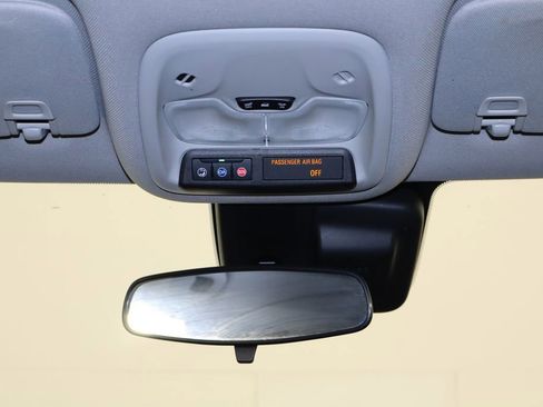 Used 2024 Chevrolet TrailBlazer LT FWD image 24