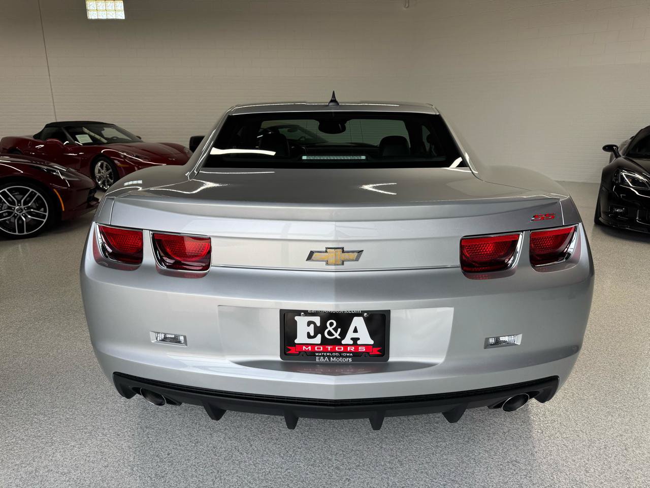 Used 2010 Chevrolet Camaro SS w/ RS Package RWD image 11
