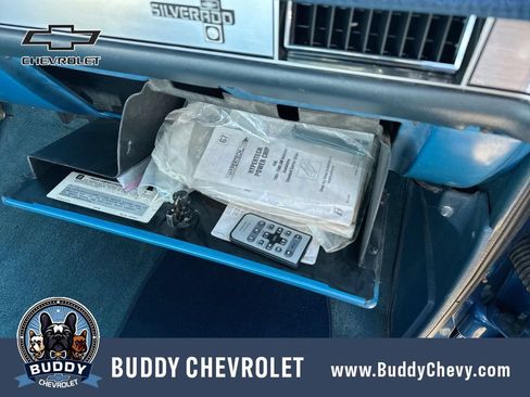 Used 1988 Chevrolet Silverado 3500 2WD Crew Cab image 36