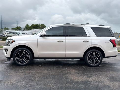 Used 2019 Ford Expedition Limited w/ Special Edition Package AWD/4WD image 4