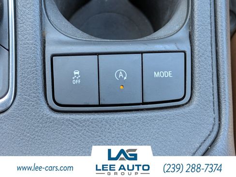 Used 2019 Cadillac XT4 Premium Luxury AWD/4WD image 30