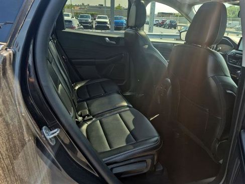 Used 2022 Ford Escape Titanium image 26