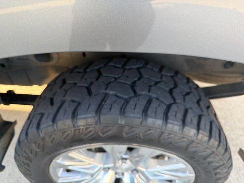 Used 2019 Chevrolet Silverado 1500 LT w/ Texas Edition RWD image 12