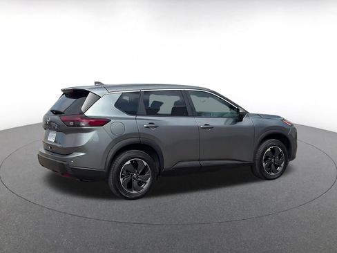Used 2025 Nissan Rogue SV FWD image 14