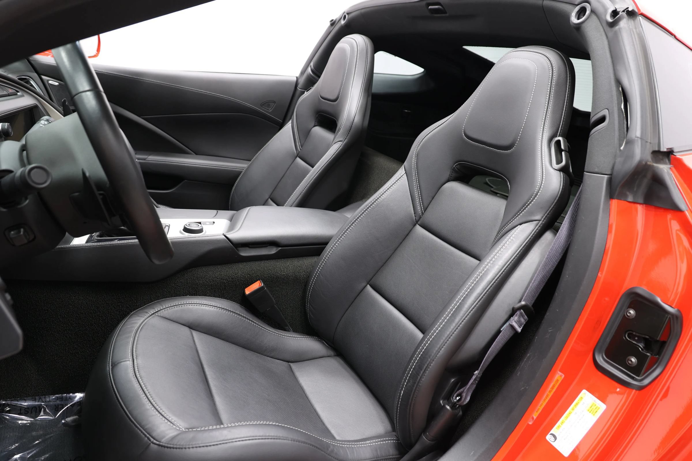 Used 2014 Chevrolet Corvette Stingray Coupe w/ Battery Protection Package RWD image 3