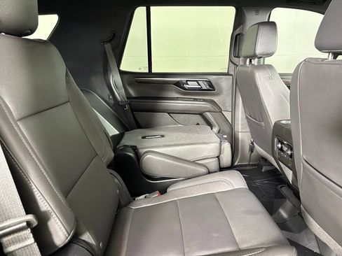 Used 2025 Chevrolet Tahoe Z71 w/ Comfort Package AWD/4WD image 21