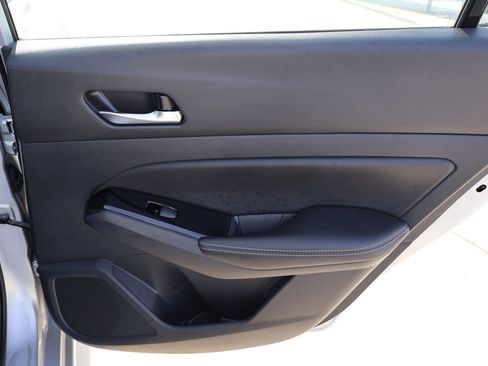 Used 2021 Nissan Altima 2.5 SL image 13