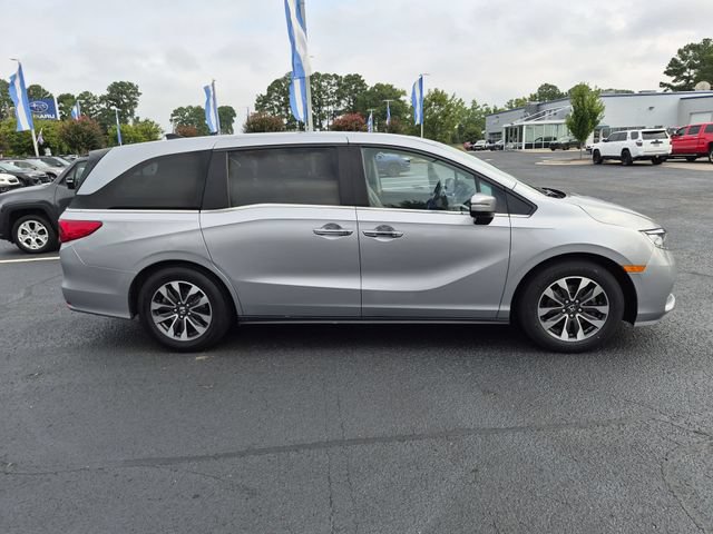Used 2024 Honda Odyssey EX-L image 2