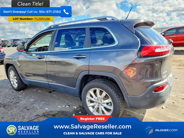 Used 2015 Jeep Cherokee Limited w/ Luxury Group AWD/4WD image 3