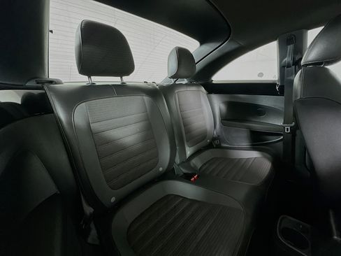 Used 2013 Volkswagen Beetle Turbo Fender image 24