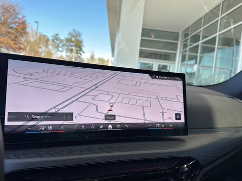 Used 2025 BMW 330i Sedan image 22