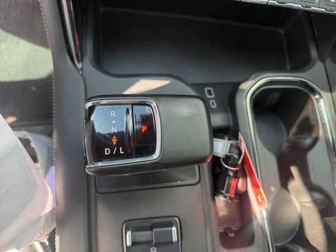 Used 2024 GMC Sierra 1500 AT4X AWD/4WD image 35