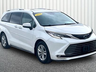 Used 2022 Toyota Sienna Limited