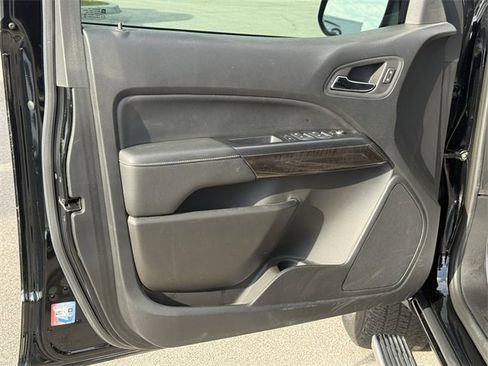 Used 2020 GMC Canyon SLT w/ Driver Alert Package image 33