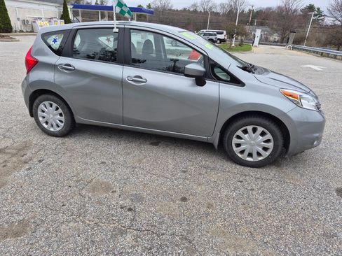 Used 2015 Nissan Versa Note SV FWD image 3